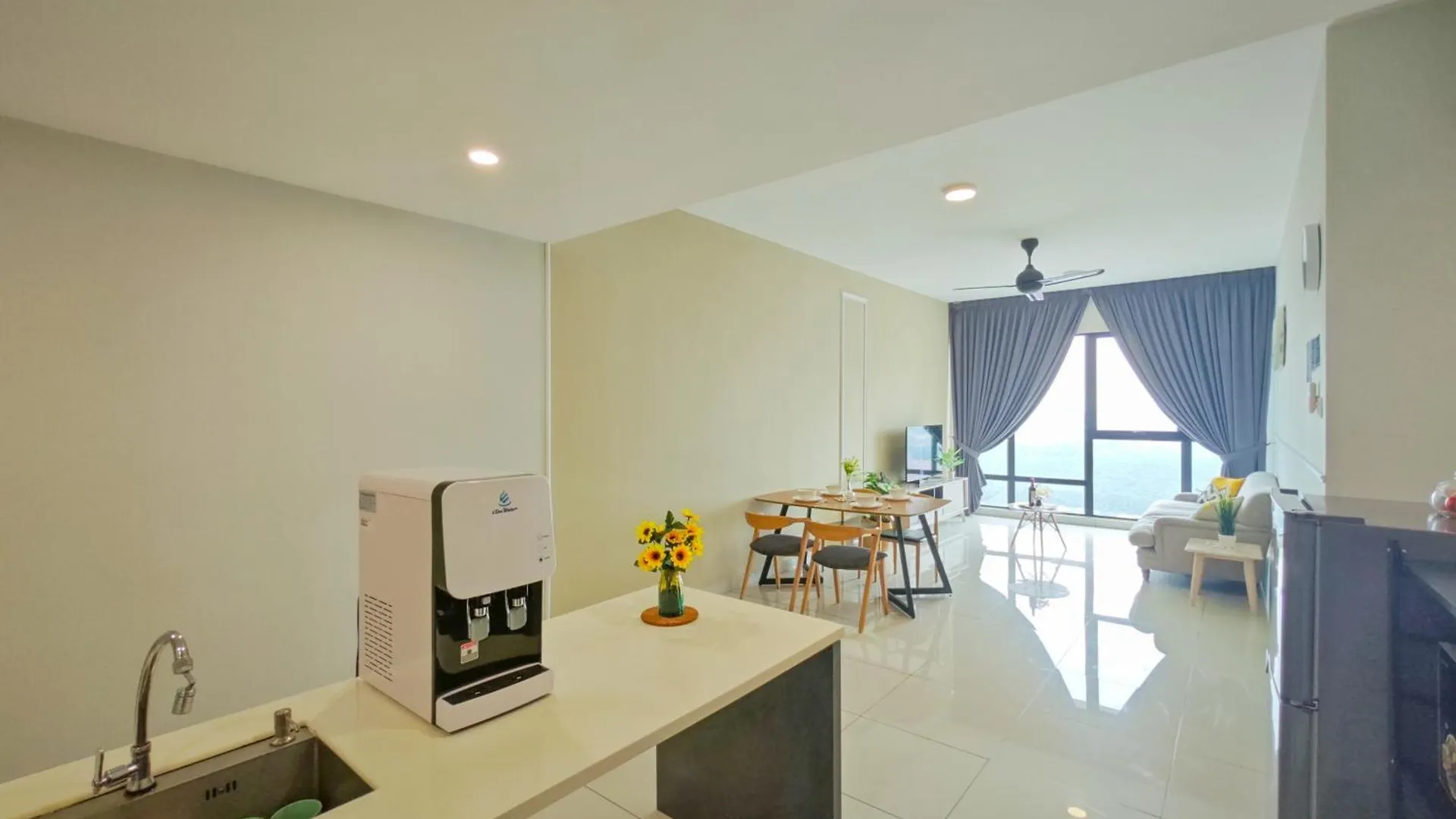2Br Wifi, Mid Valley, Mosaic Southkey, 5-7 Pax, 7 Mins To Ciq Johor Bahru Daire